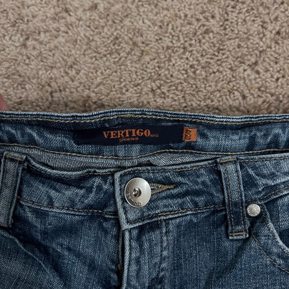Vertigo Paris Cropped Blue Jeans - Picture 2 of 10